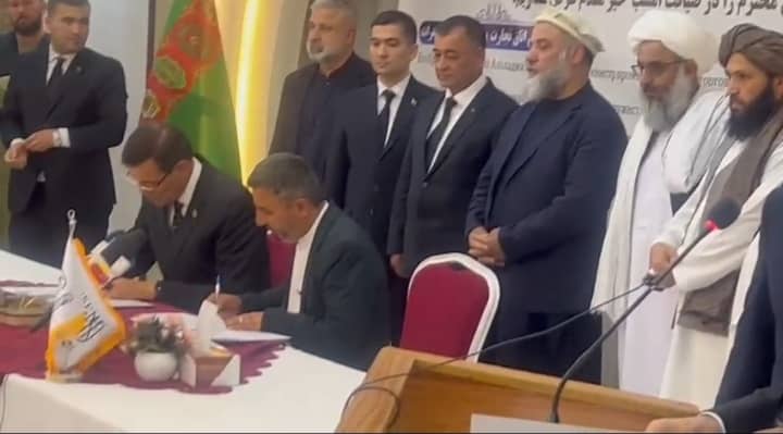 امضای بیش از ۱۰قرارداد و دو تفاهمنامه میان شرکت‌های افغانستان و ترکمنستان