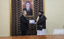 د ترکمنستان هېواد د صنعت او تجارت وزارت له مرستیال ښاغلي کریم بردي قربانوف سره وکتل