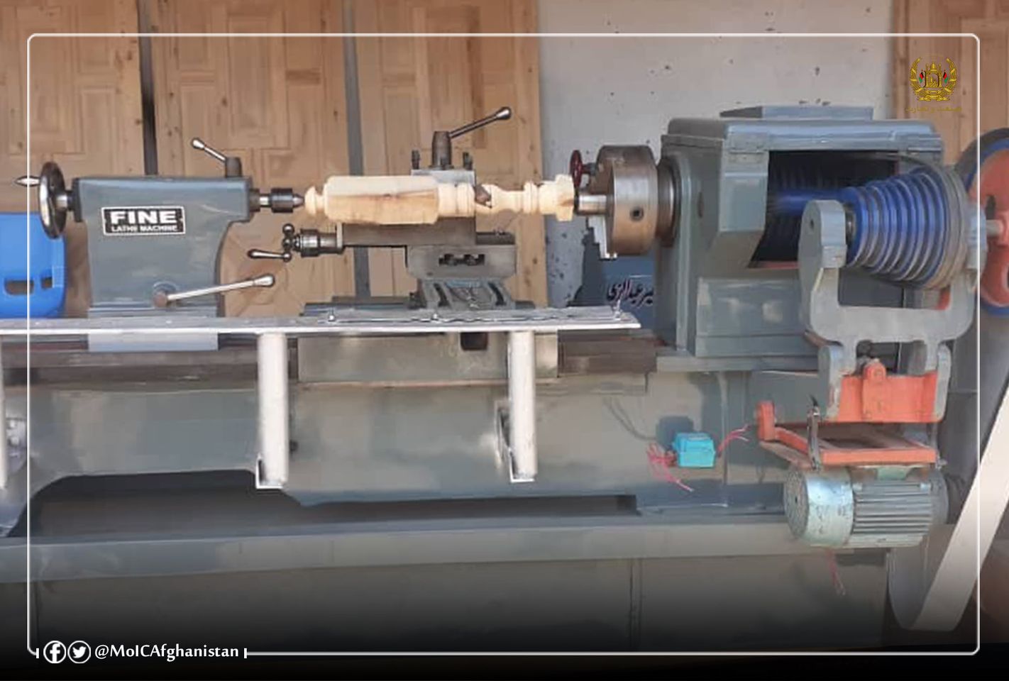 Increase investment in mobile and furniture production in Laghman province