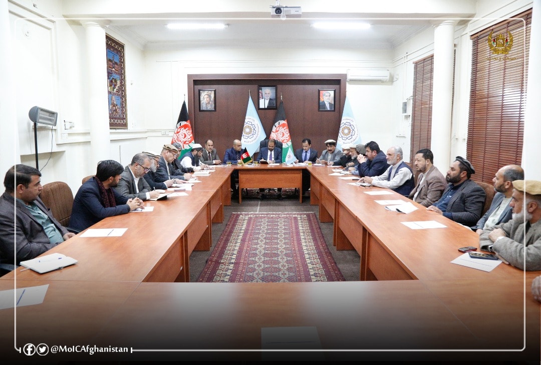 د کرنې او مالدارۍ خونې مشرتابه سره ګډه غونډه