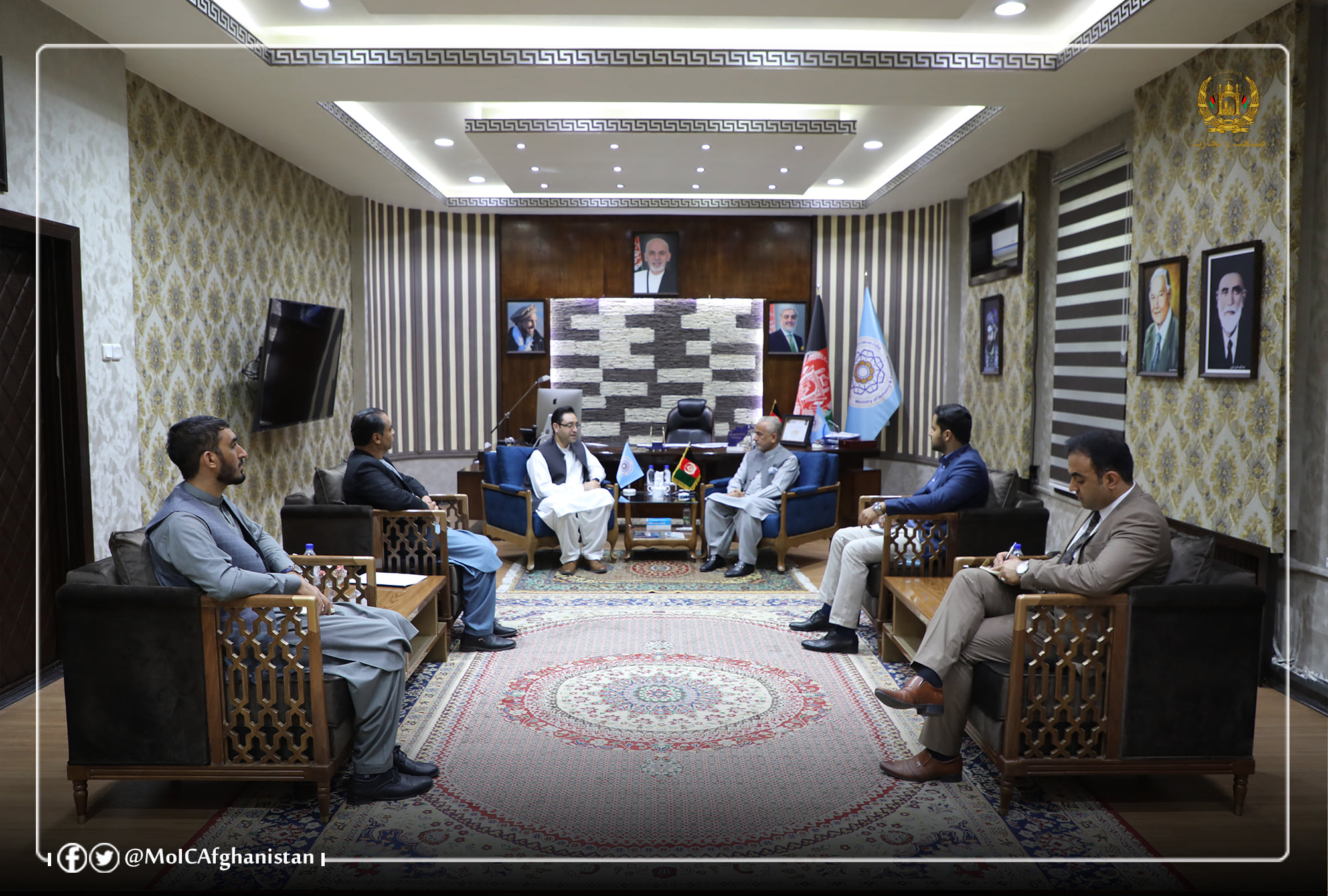 دیدار وزیر صنعت وتجارت با سفیر و نماینده ی فوق العاده ی افغانستان در جمهوری هندوستان