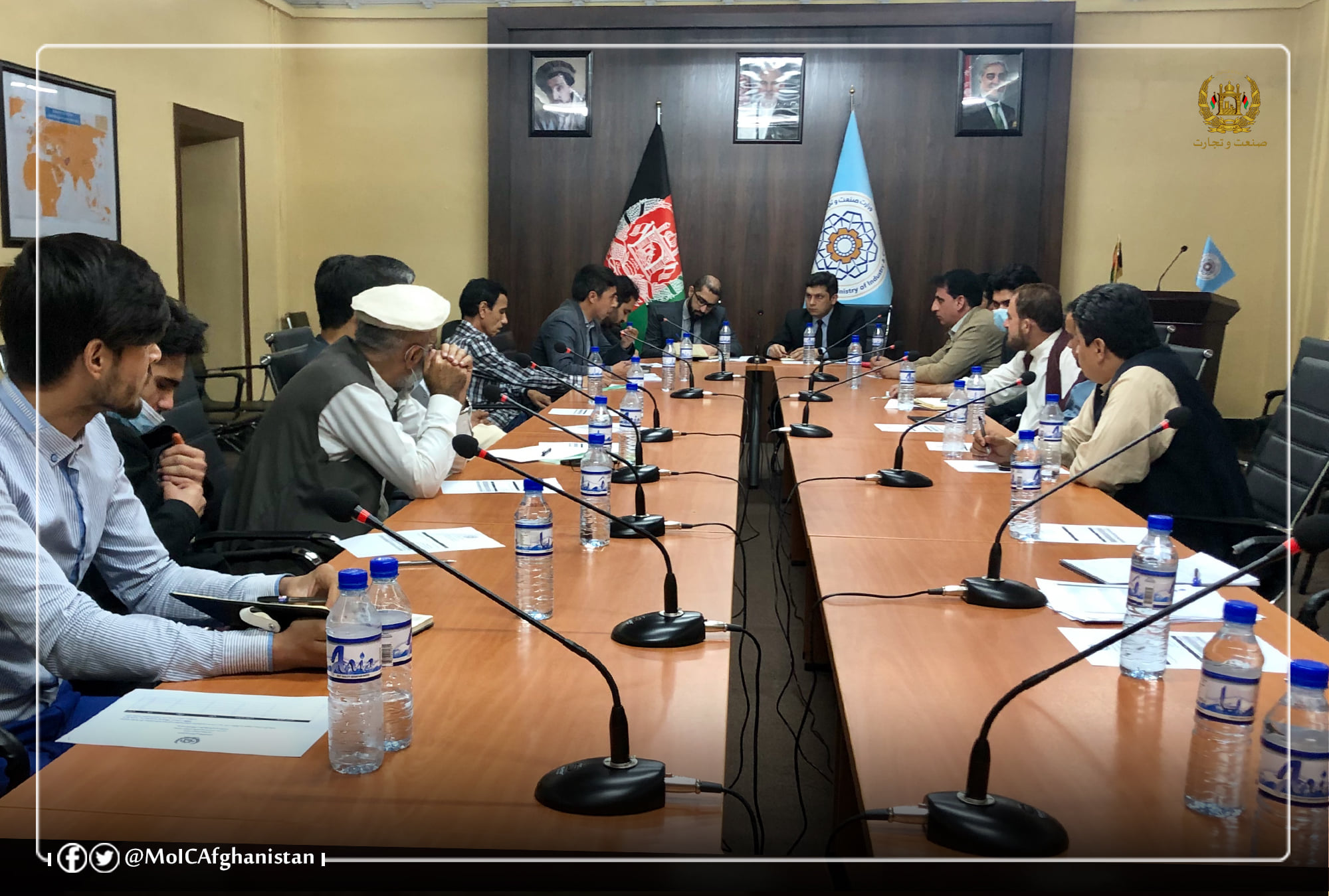 Holding a meeting on the production plan, process, and marketing of fruits exports (pistachios and Bukhara plums)