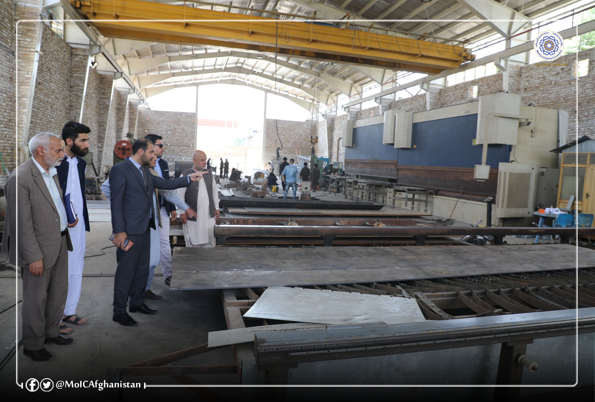 Emphasis on solving the problems of the industrialists of Juma Mohammad Mohammadi Industrial Park