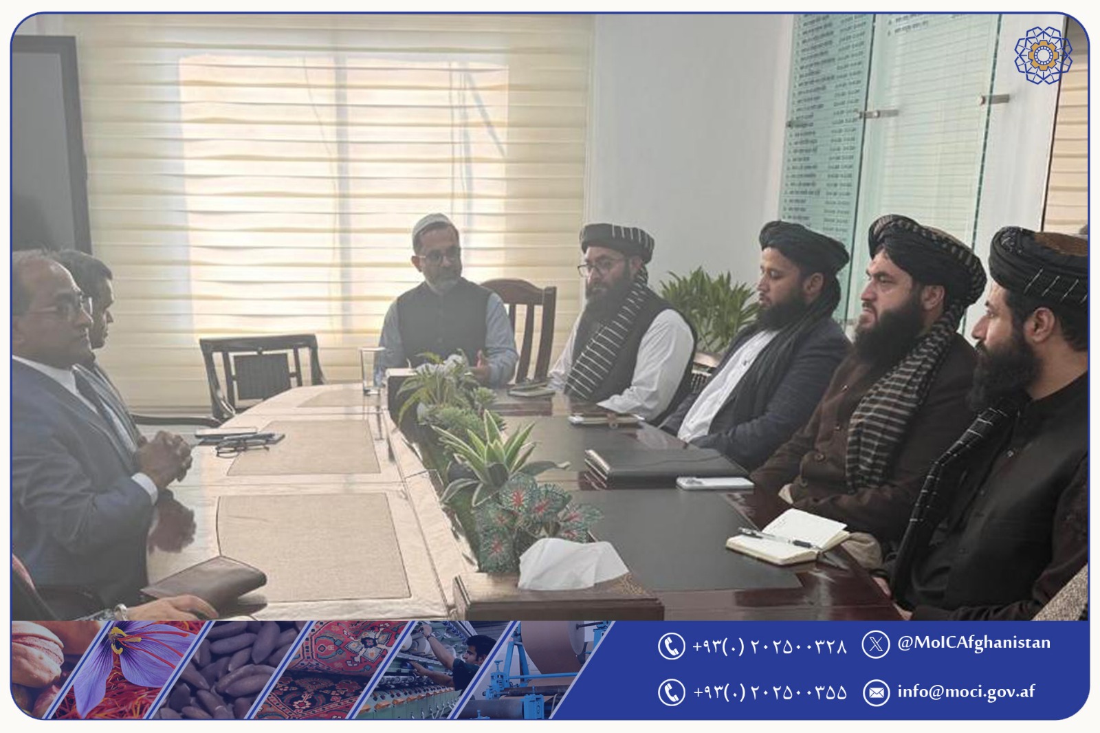 د افغانستان اسلامی امارت د صنعت او سوداګرۍ وزارت مرستیال له خپل بنګله دیشی سیال سره وکتل